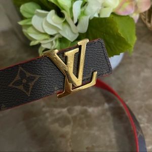 Authentic Louis Vuitton monogram 30mm LV initiales reversible belt 75